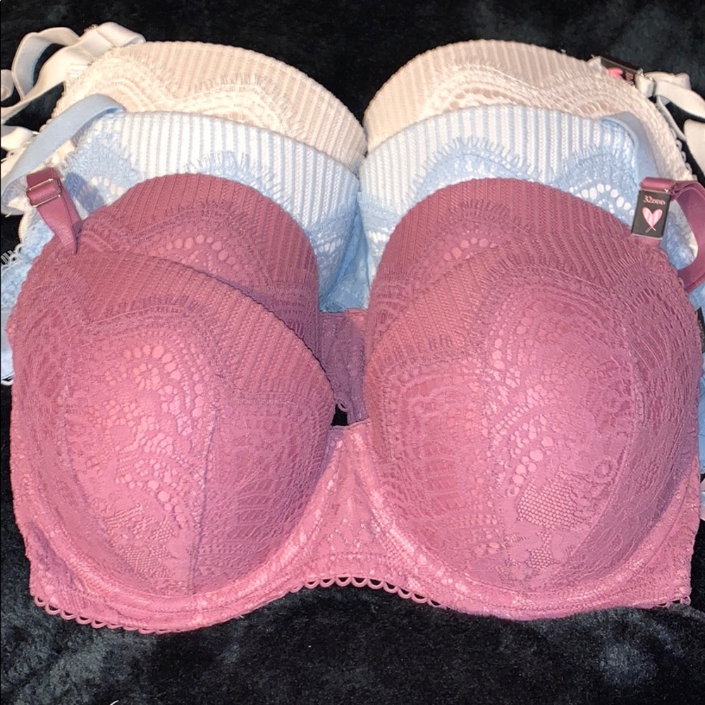 Victoria’s Secret Bra (Brand New)